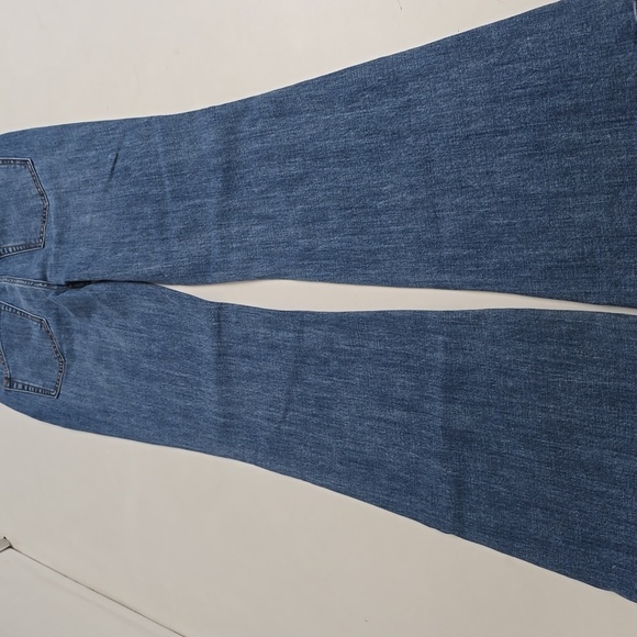 Joe's Jeans Womens Anita High-Rise Flare Jean - Picture 11 of 16